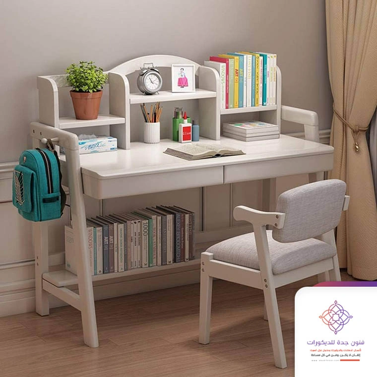 مكتب دراسي خشبي مكة
